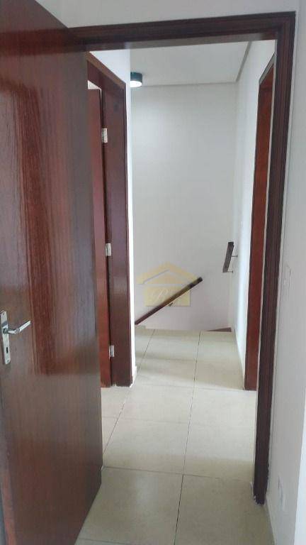 Sobrado à venda com 3 quartos, 140M2 - Foto 3