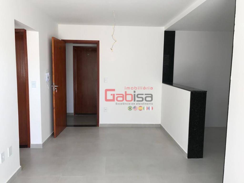 Casa à venda com 2 quartos, 80m² - Foto 3