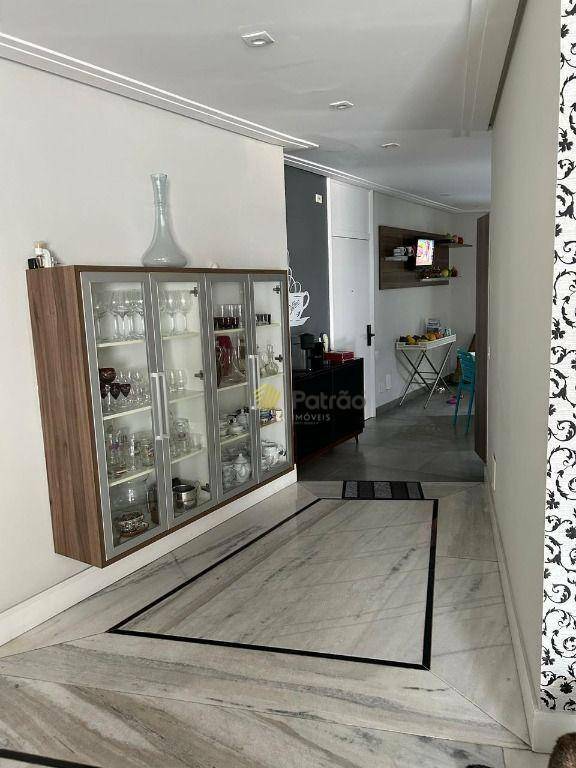 Apartamento à venda com 5 quartos, 373m² - Foto 10