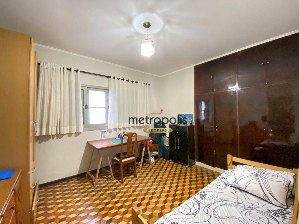 Casa à venda com 4 quartos, 250m² - Foto 25