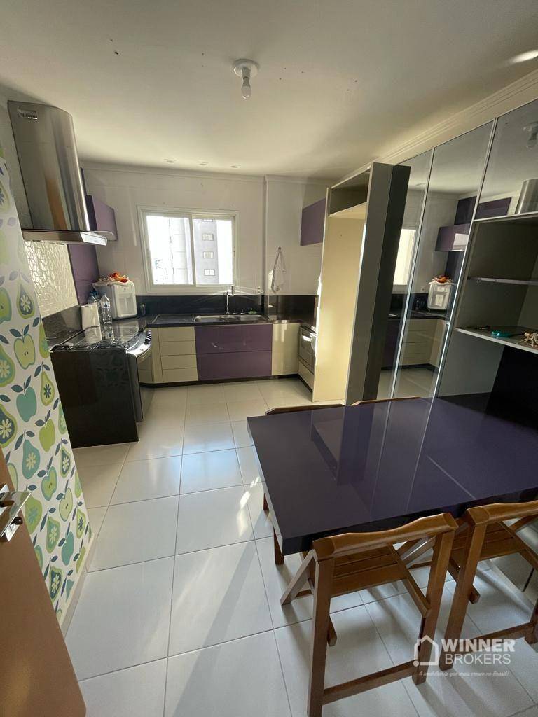 Apartamento à venda com 3 quartos, 178m² - Foto 5