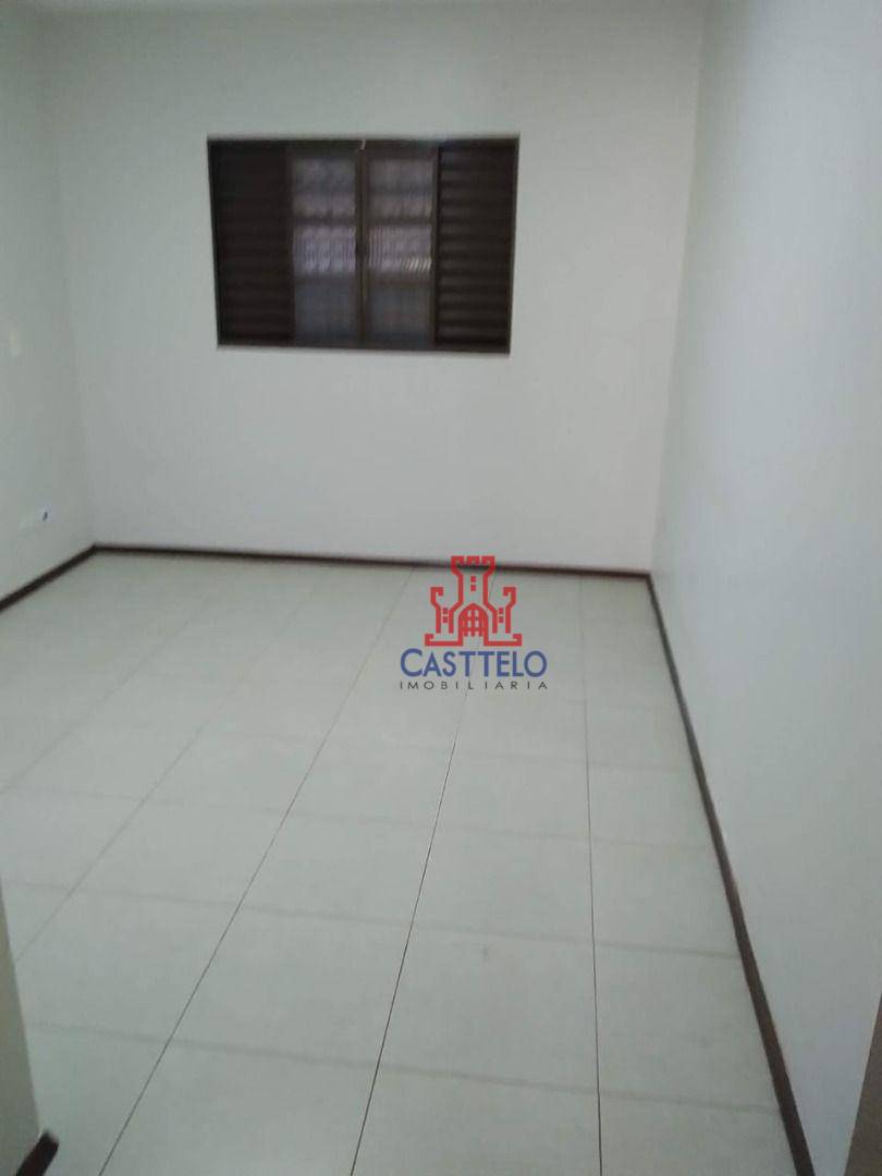 Casa à venda com 3 quartos, 250M2 - Foto 5