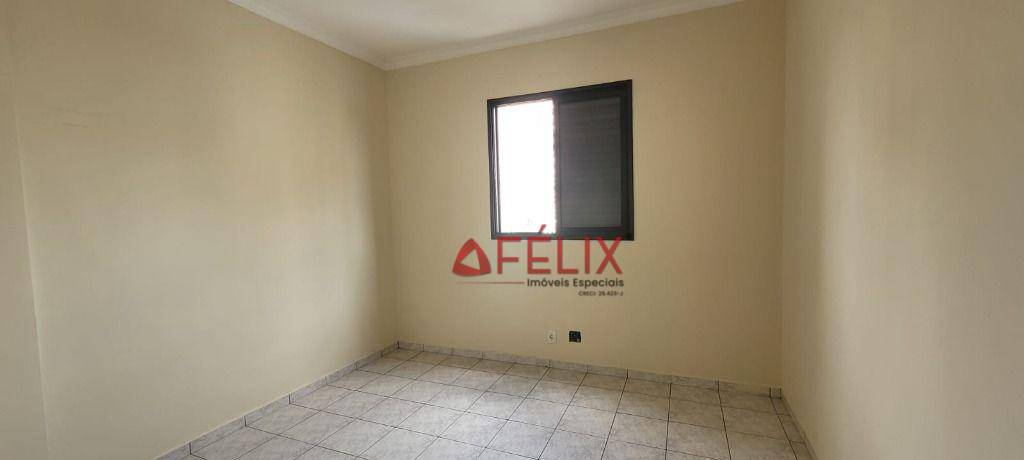 Apartamento à venda com 3 quartos, 124m² - Foto 5