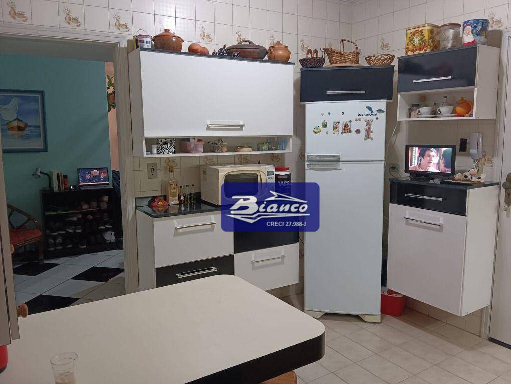 Apartamento à venda com 3 quartos, 93m² - Foto 12