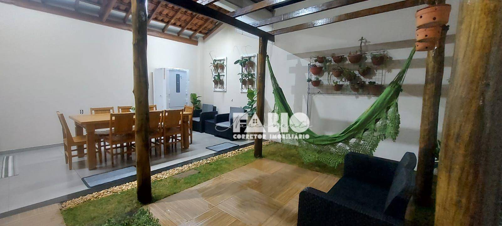 Casa à venda com 2 quartos, 70m² - Foto 12