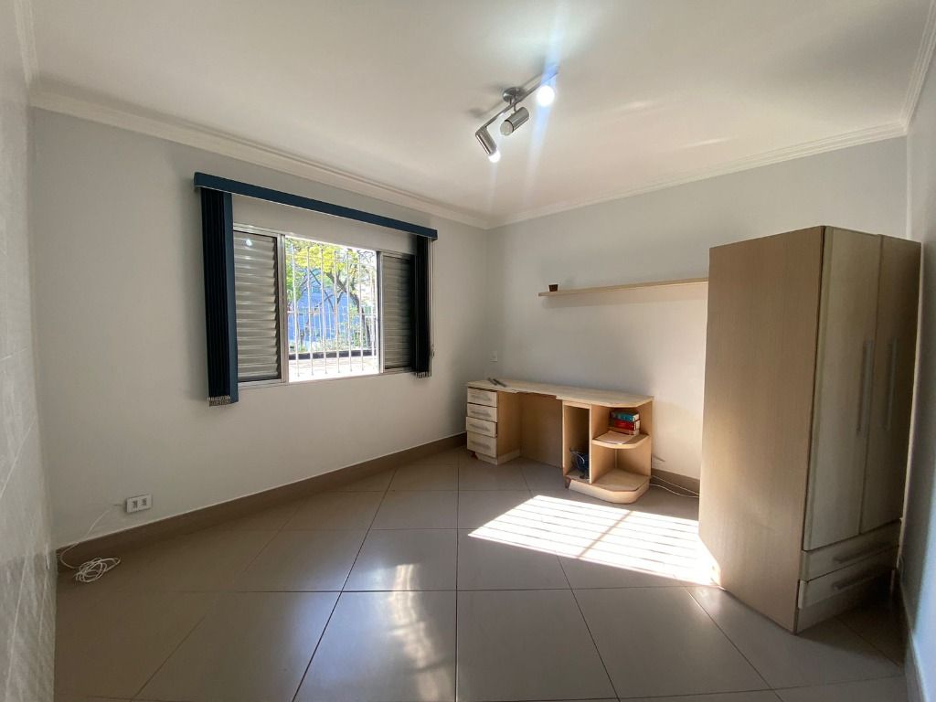 Sobrado à venda e aluguel com 3 quartos, 244m² - Foto 12