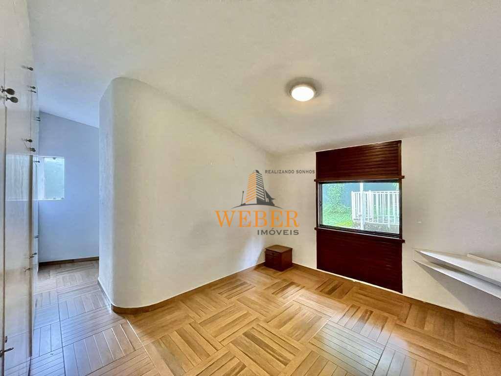 Casa à venda com 4 quartos, 410m² - Foto 46