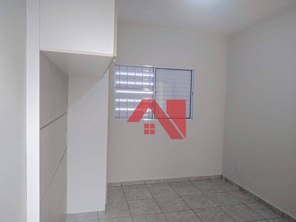 Apartamento para alugar com 2 quartos, 130m² - Foto 2