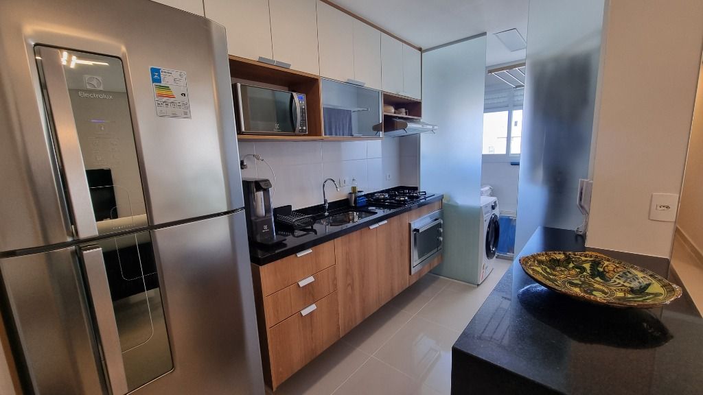 Apartamento à venda com 2 quartos, 70m² - Foto 14