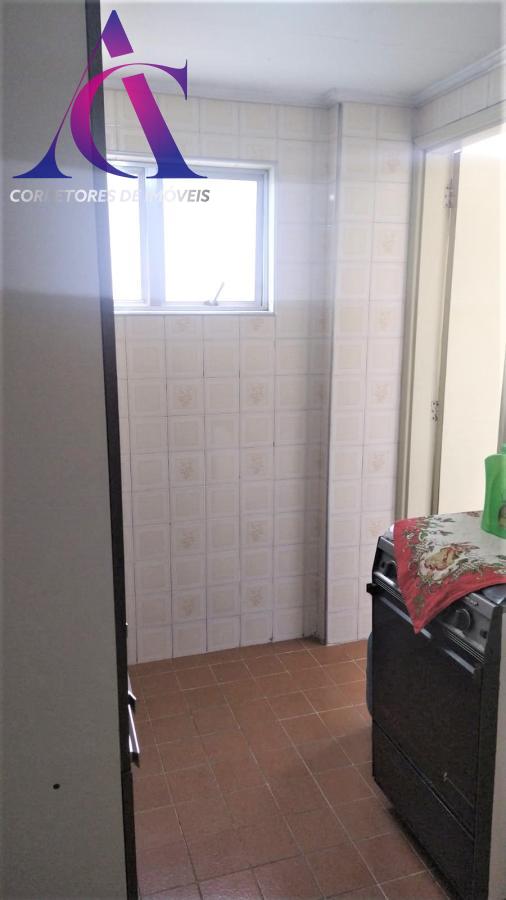 Apartamento à venda com 1 quarto, 62m² - Foto 6