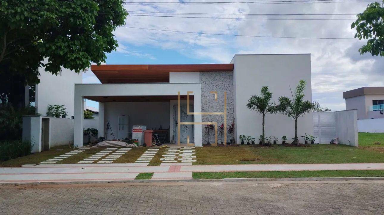 Casa de Condomínio à venda com 4 quartos, 211m² - Foto 1