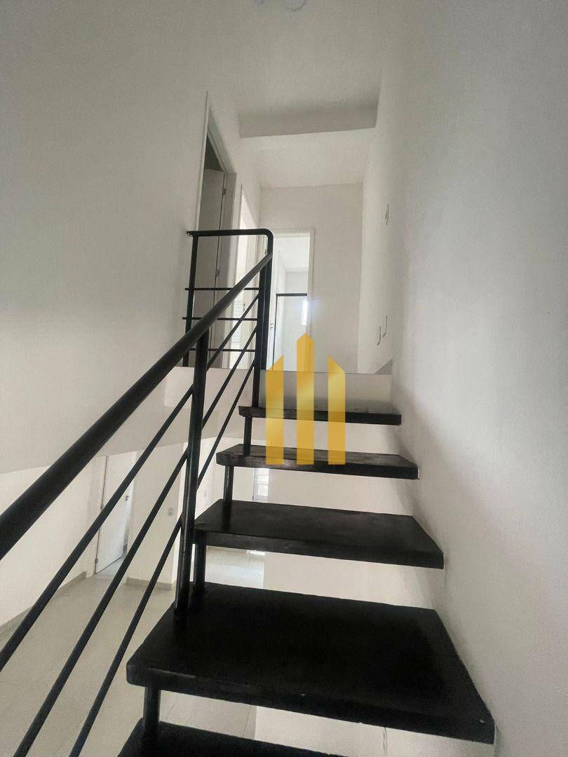 Sobrado para alugar com 2 quartos, 70m² - Foto 18