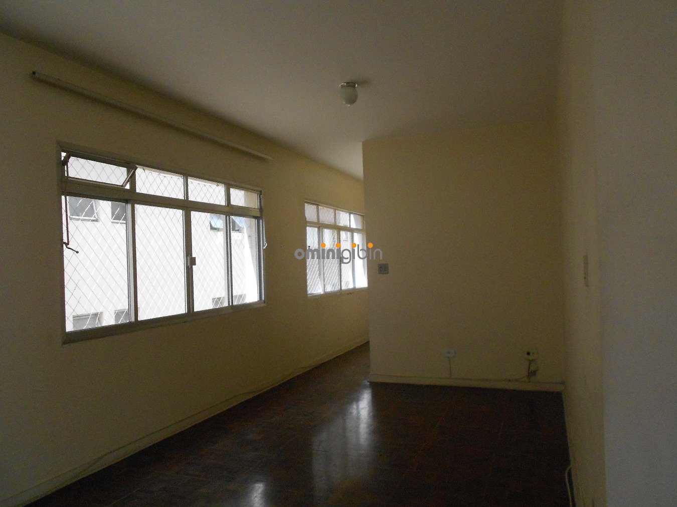 Apartamento à venda com 3 quartos, 154m² - Foto 2