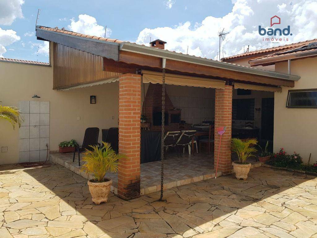 Casa à venda com 2 quartos, 183m² - Foto 3