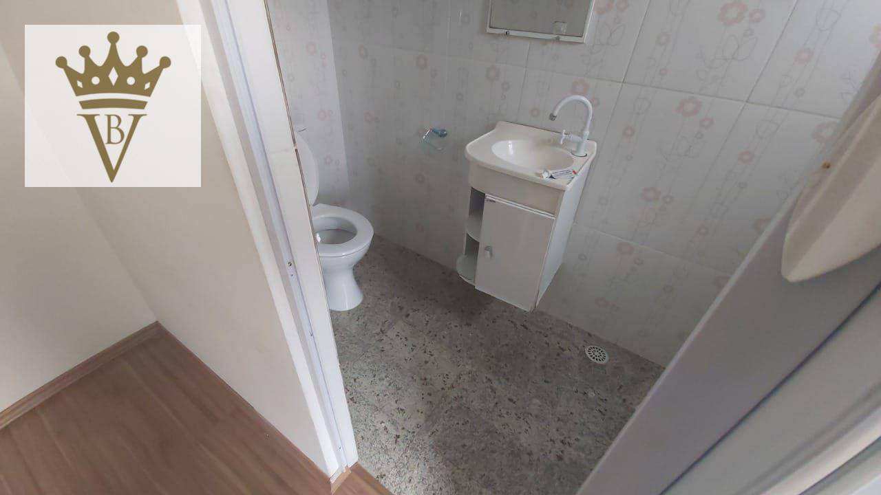 Casa à venda com 3 quartos, 200m² - Foto 17