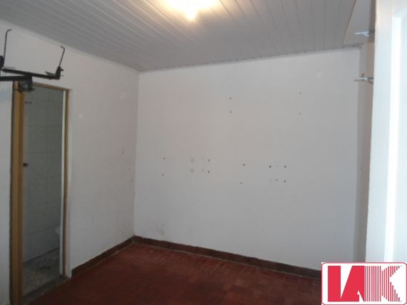 Casa para alugar com 1 quarto, 35m² - Foto 3