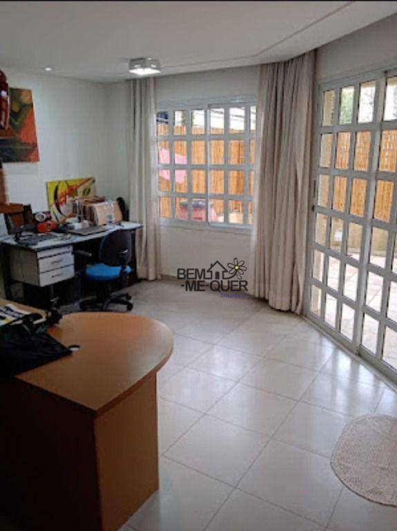 Sobrado à venda com 3 quartos, 211m² - Foto 13