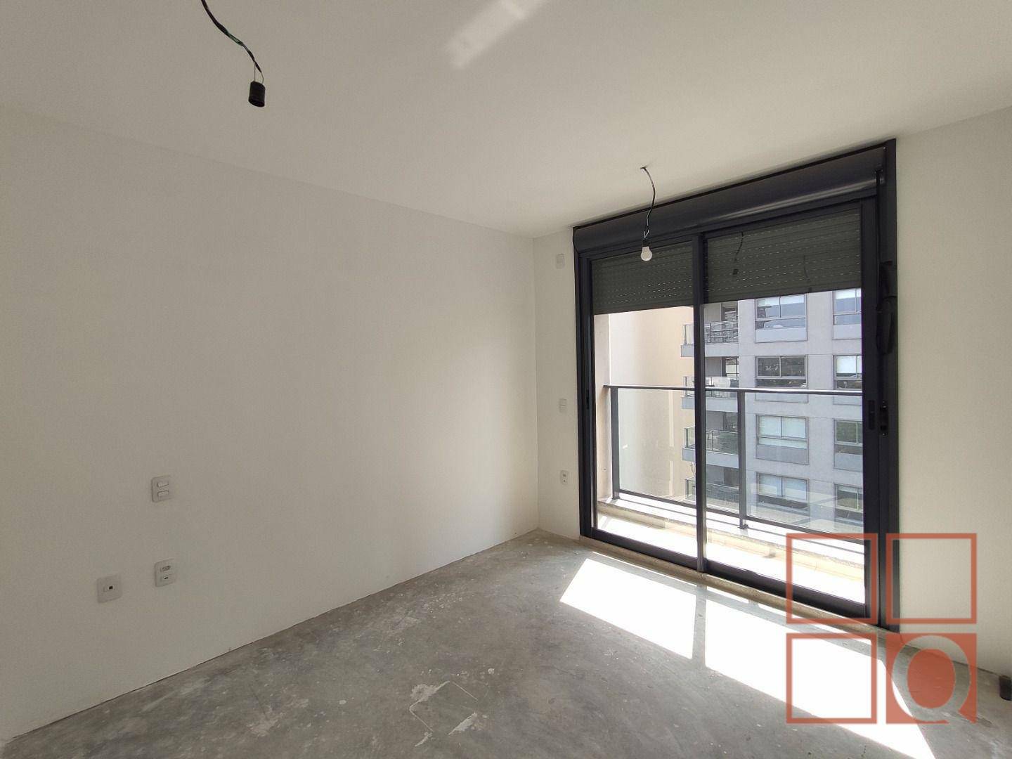 Apartamento à venda com 4 quartos, 157m² - Foto 32