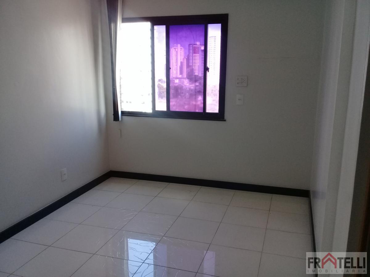 Apartamento à venda com 4 quartos, 300m² - Foto 12