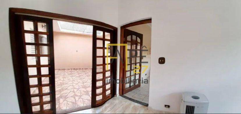 Sobrado à venda e aluguel com 3 quartos, 367m² - Foto 2