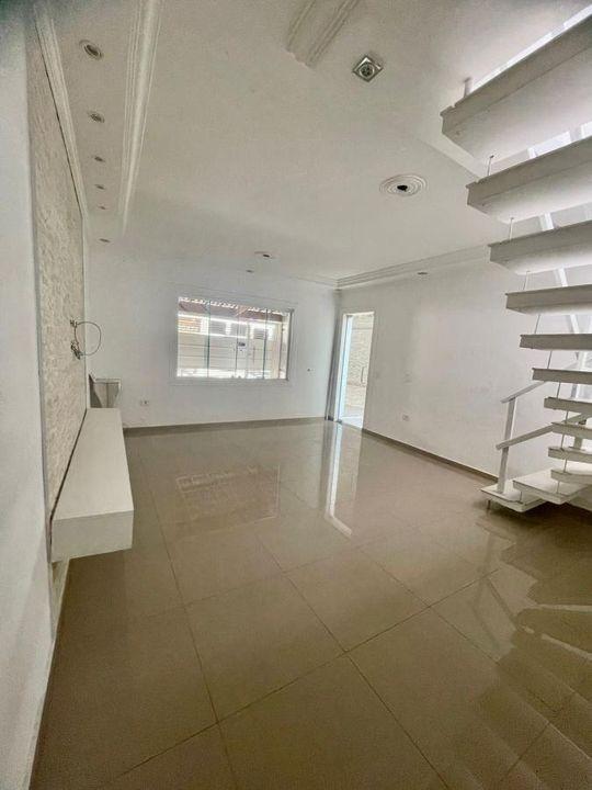 Casa à venda com 4 quartos, 190m² - Foto 3