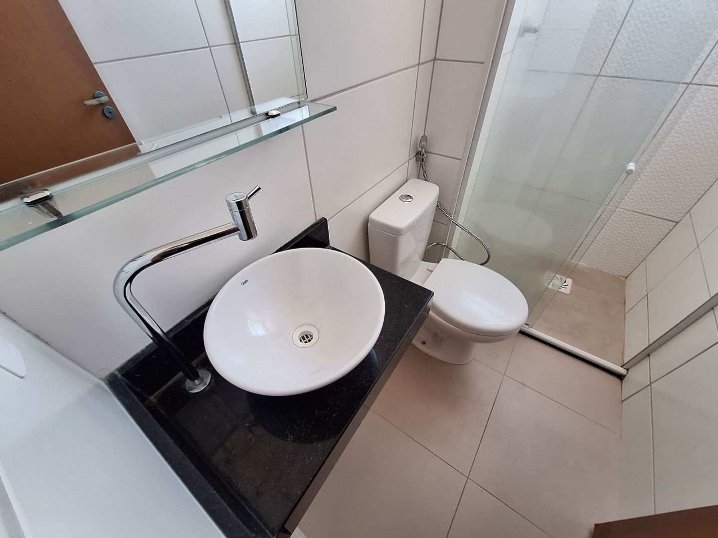 Apartamento para alugar com 2 quartos, 55m² - Foto 11