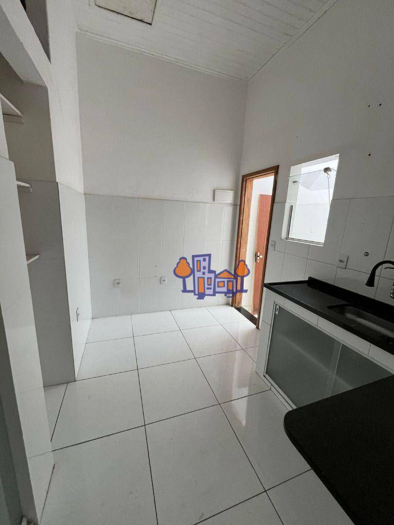 Casa de Condomínio para alugar com 2 quartos, 46m² - Foto 6