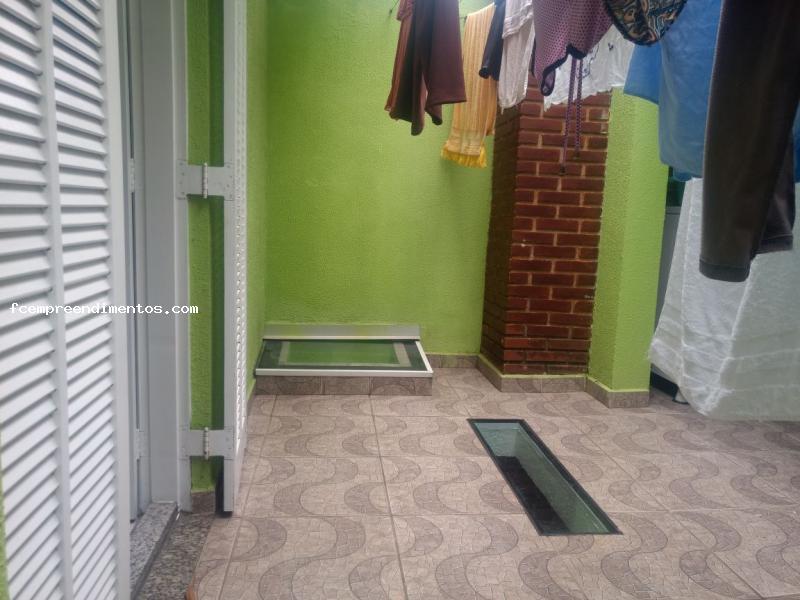 Sobrado à venda com 3 quartos, 196m² - Foto 18