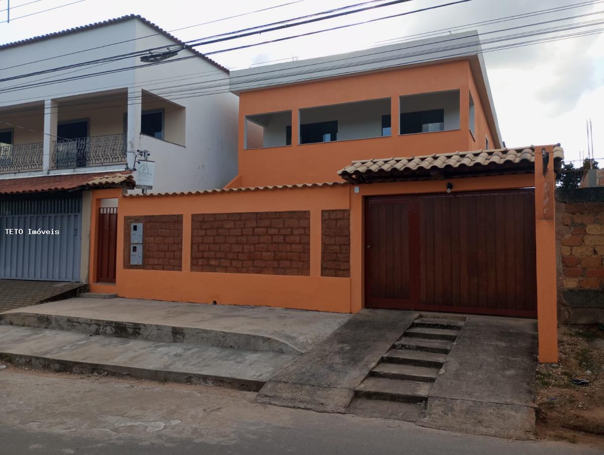 Casa à venda com 3 quartos, 300m² - Foto 2