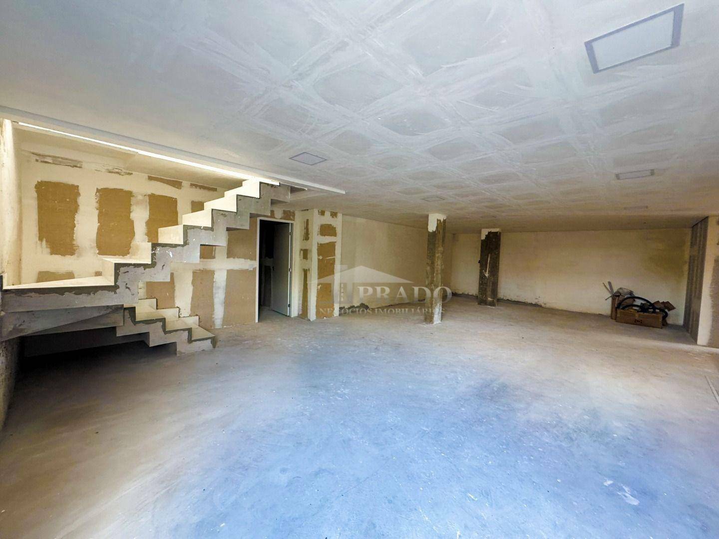 Casa à venda com 4 quartos, 347m² - Foto 43