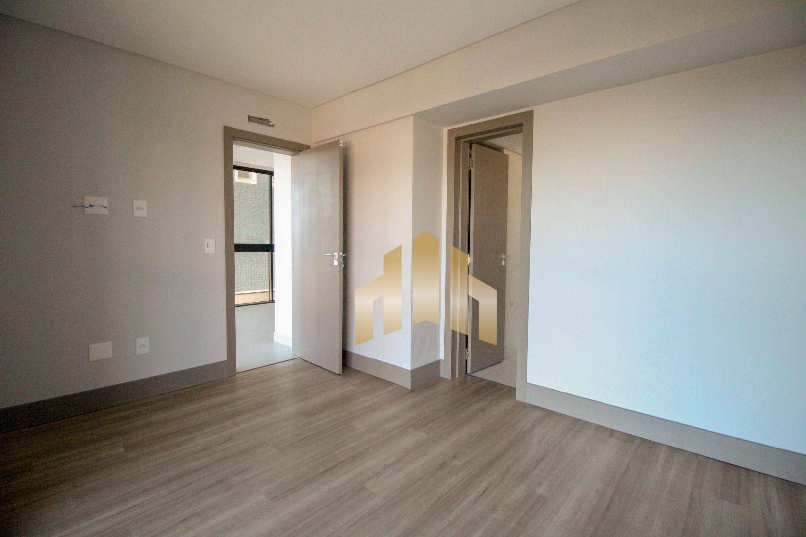 Apartamento à venda com 2 quartos, 80m² - Foto 9