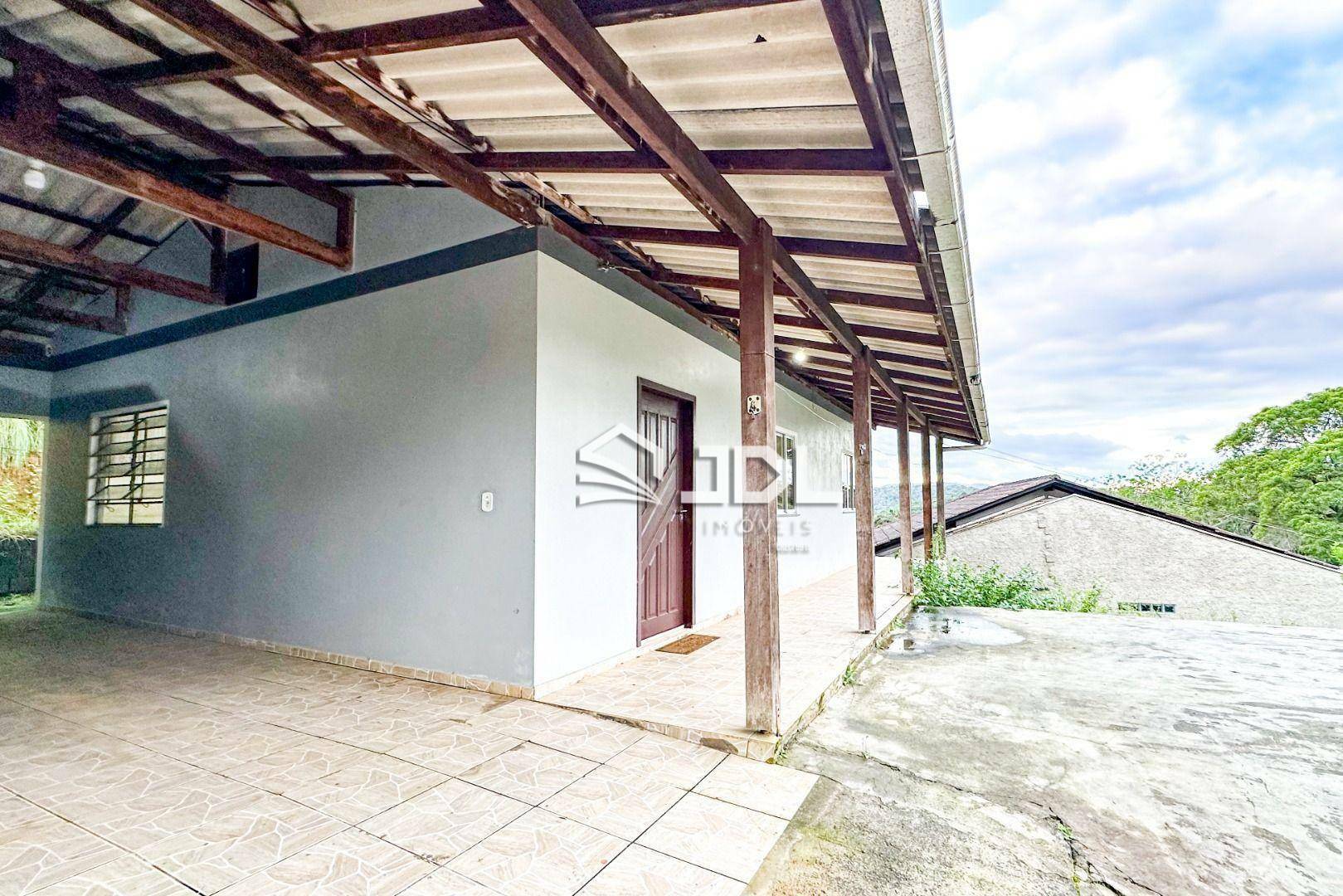 Casa à venda com 2 quartos, 123m² - Foto 1