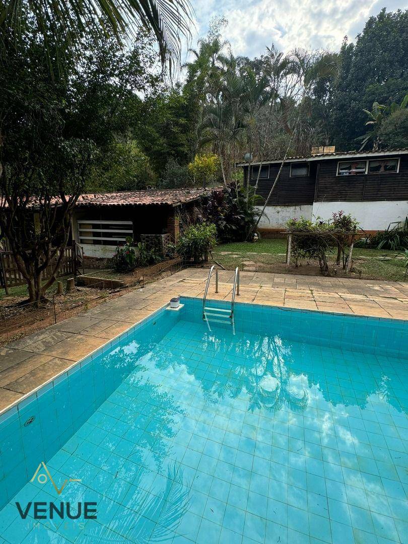 Chácara à venda com 5 quartos, 500m² - Foto 30