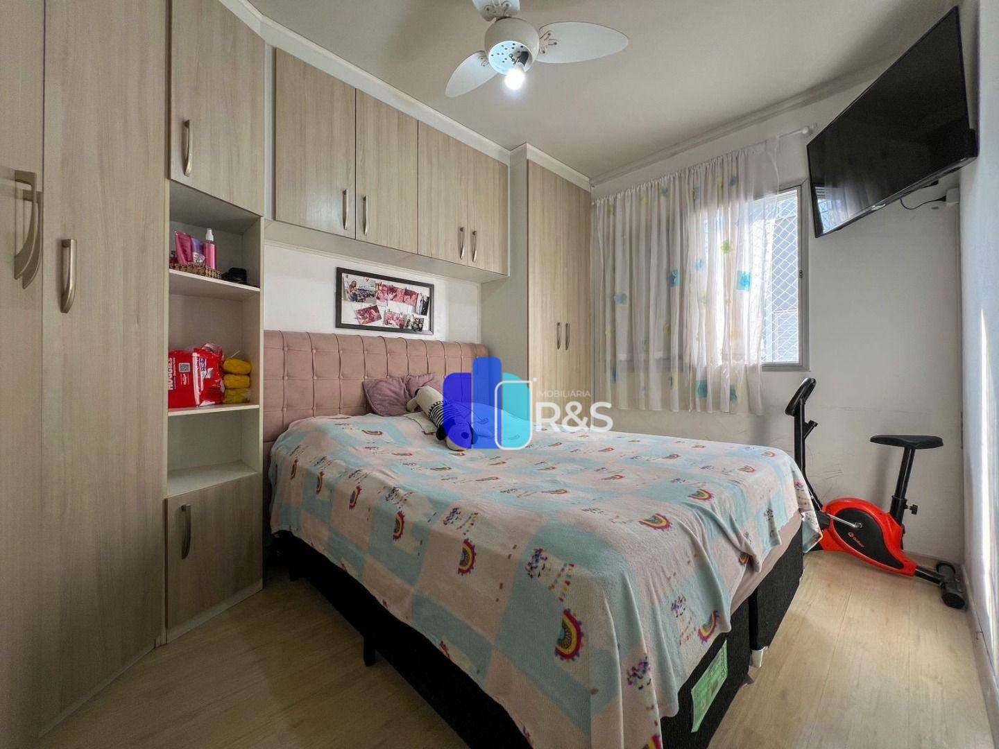 Apartamento à venda com 2 quartos, 60m² - Foto 12