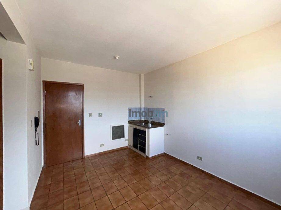 Apartamento para alugar com 1 quarto, 27m² - Foto 3