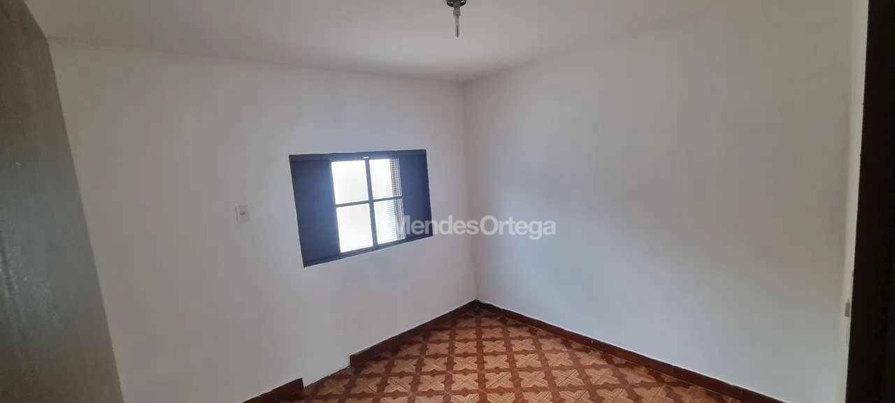Casa à venda com 3 quartos, 200m² - Foto 8