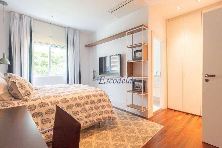 Apartamento para alugar com 4 quartos, 552m² - Foto 46