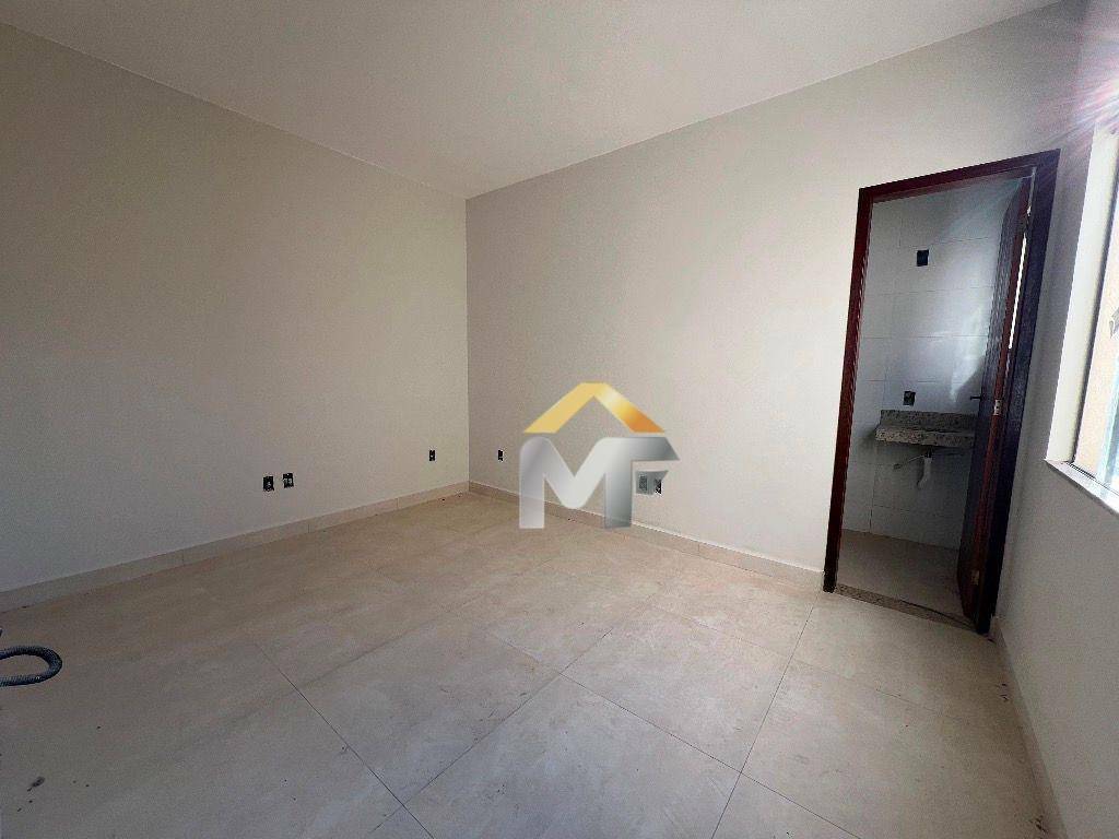 Casa à venda com 3 quartos, 79m² - Foto 10