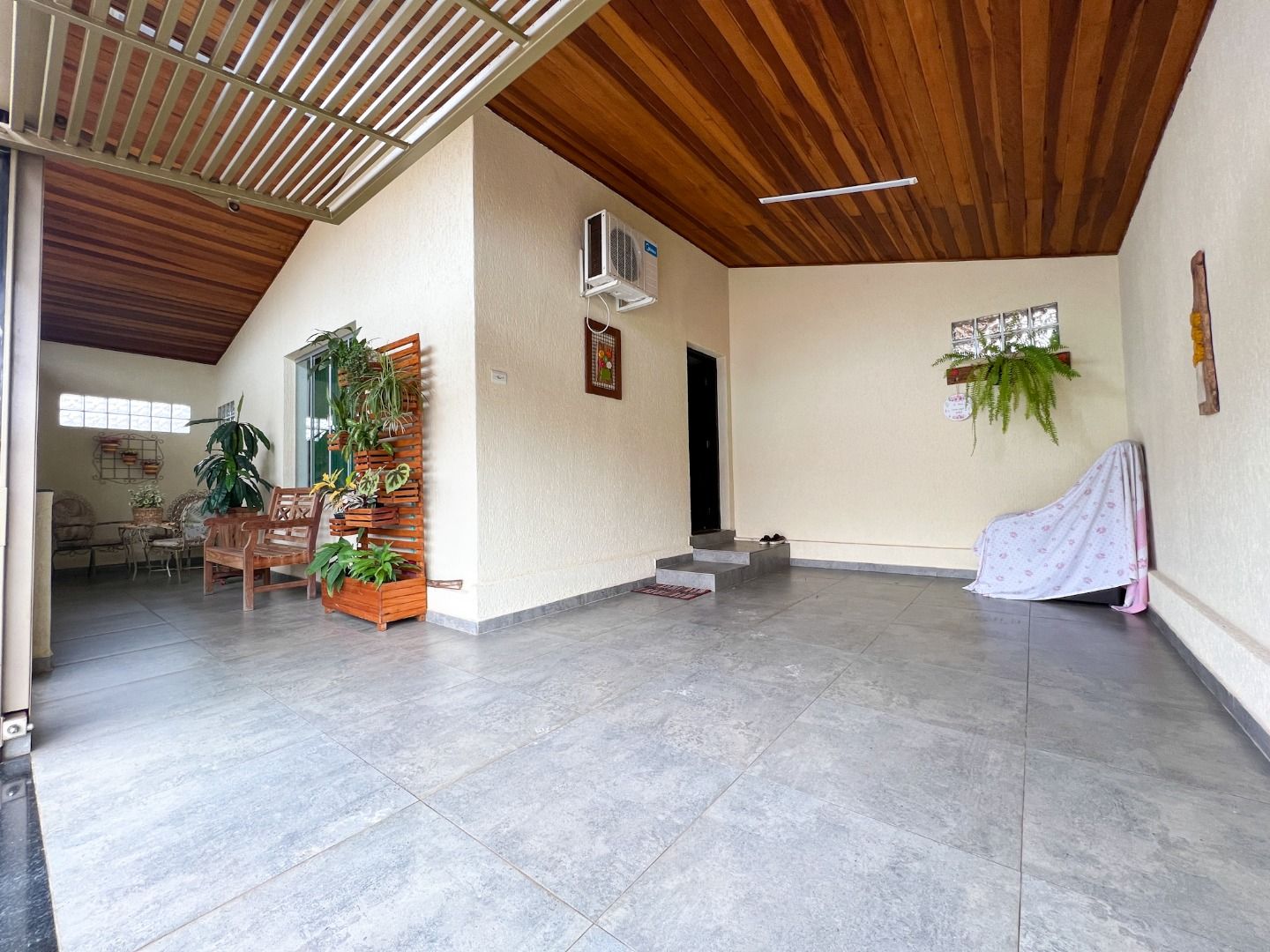 Casa à venda com 3 quartos, 175m² - Foto 2