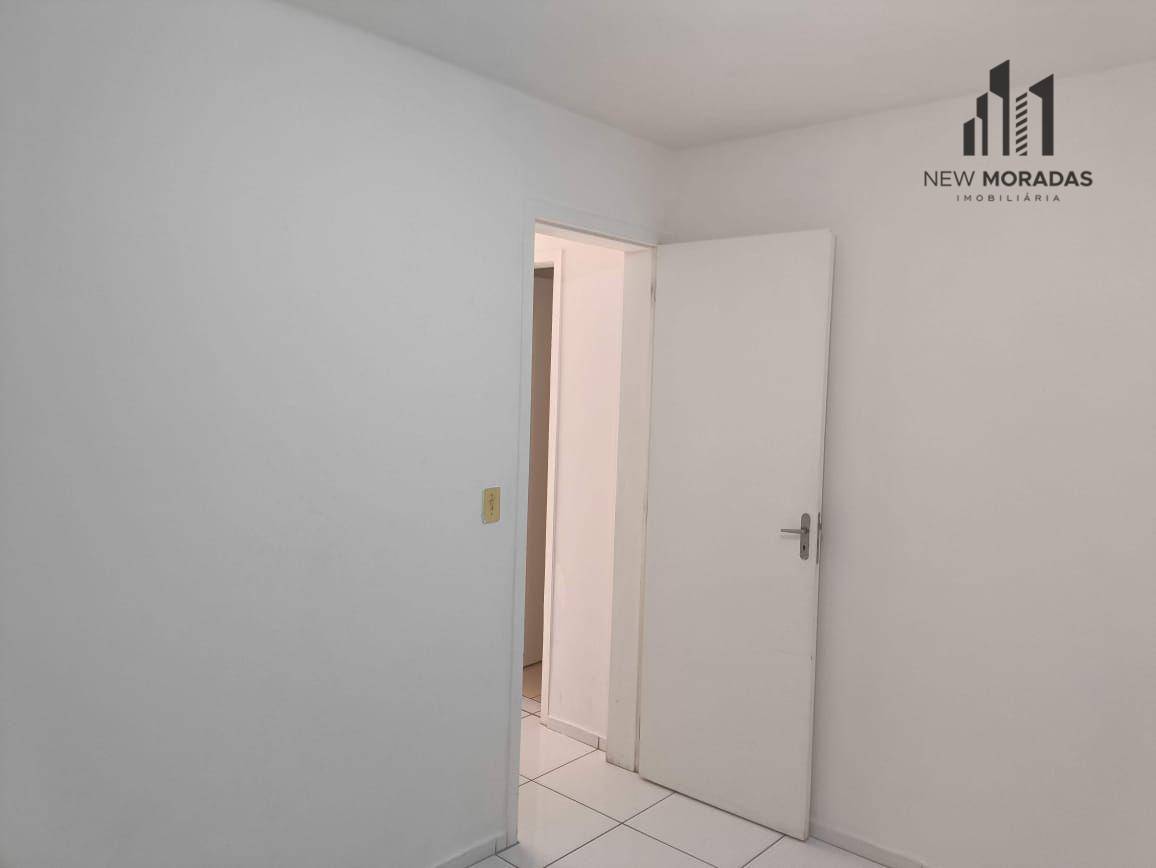 Apartamento à venda com 2 quartos, 45m² - Foto 11