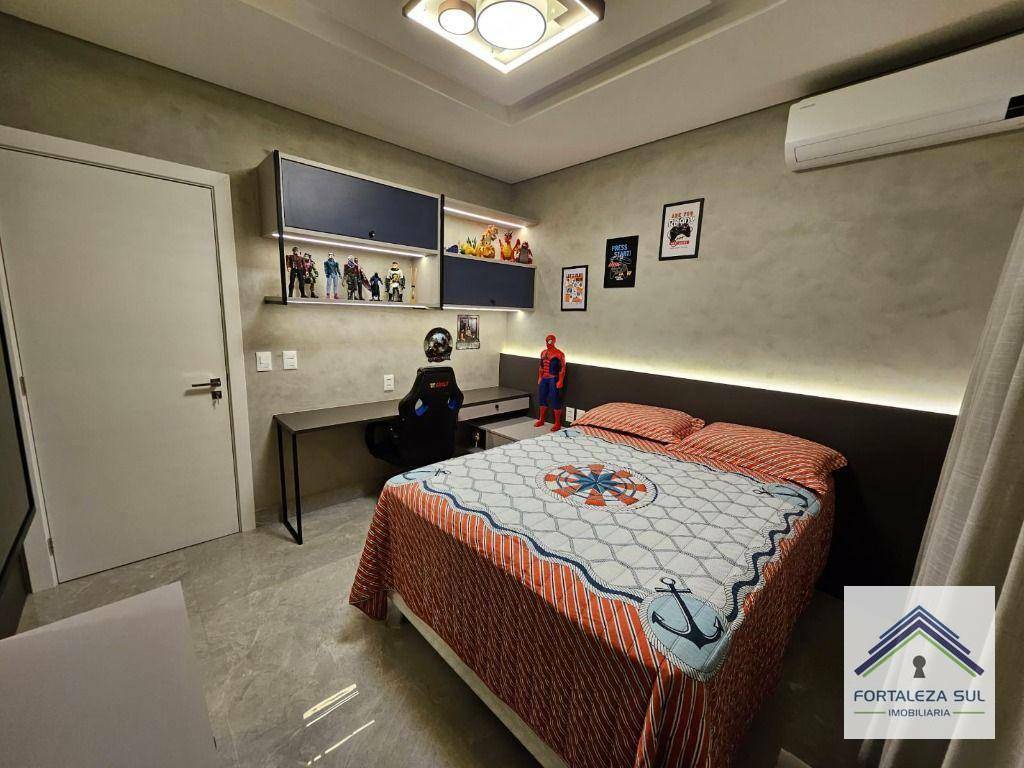 Casa de Condomínio à venda com 5 quartos, 380m² - Foto 9