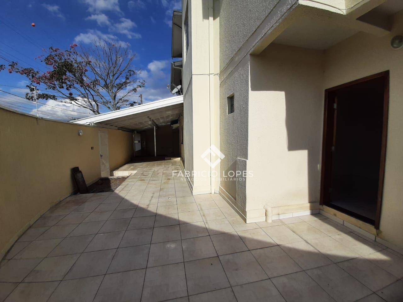 Casa à venda com 2 quartos, 180m² - Foto 4