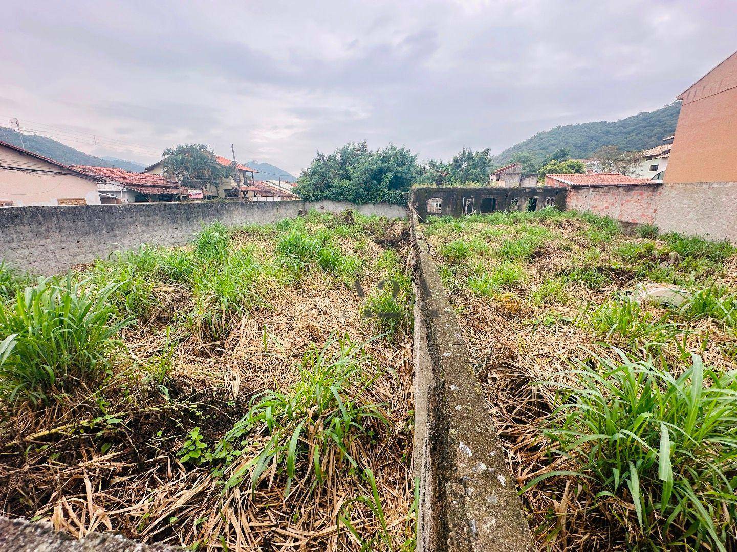 Terreno à venda, 360M2 - Foto 1