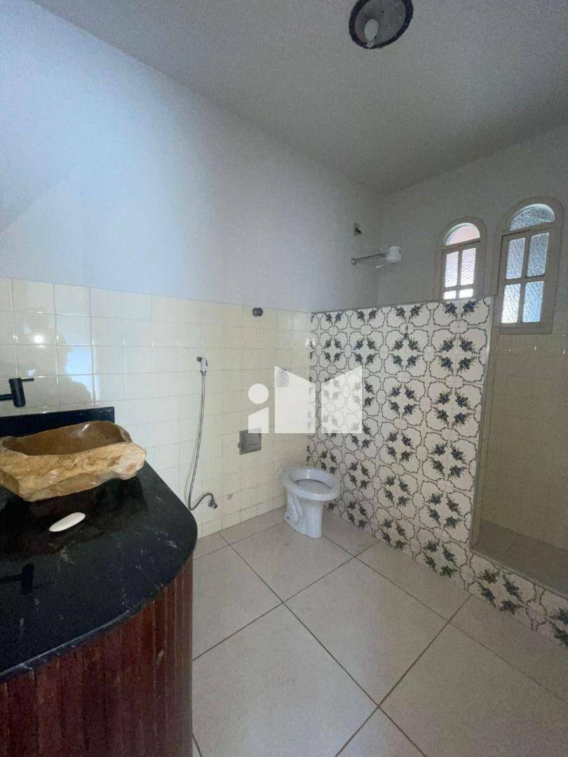 Casa de Condomínio para alugar com 5 quartos, 580m² - Foto 16