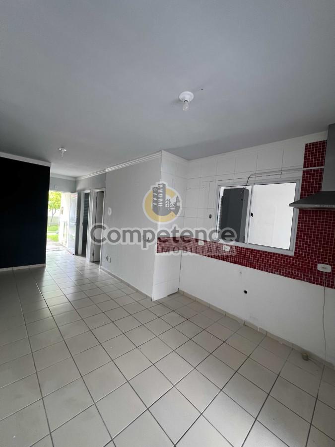 Casa à venda com 2 quartos, 41m² - Foto 4