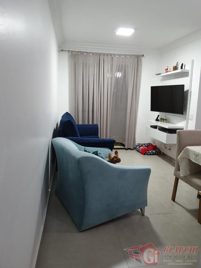 Apartamento à venda com 3 quartos, 70m² - Foto 11
