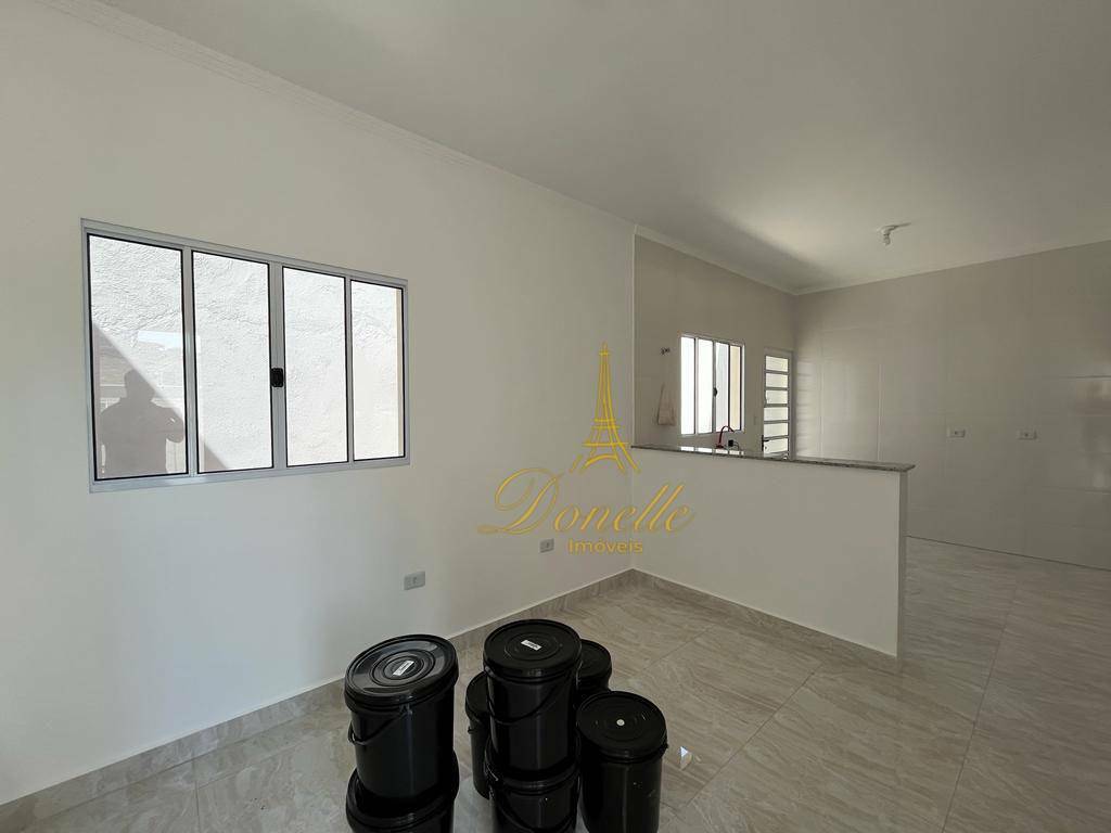 Casa à venda com 2 quartos, 65m² - Foto 19