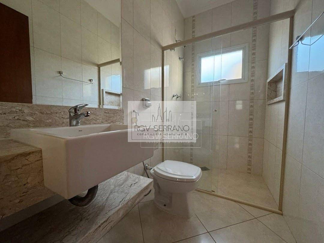 Casa de Condomínio para alugar com 5 quartos, 405m² - Foto 30