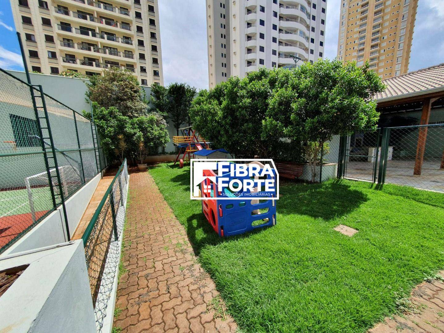 Apartamento para alugar com 4 quartos, 150m² - Foto 11