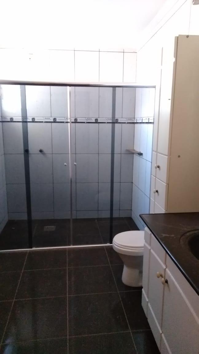 Sobrado à venda com 3 quartos, 250m² - Foto 9